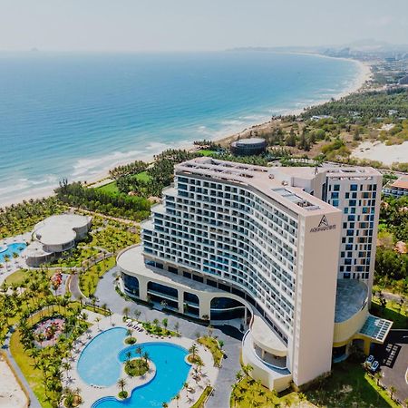 Aquamarine Beachfront Resort & Spa Кам Ран Екстериор снимка