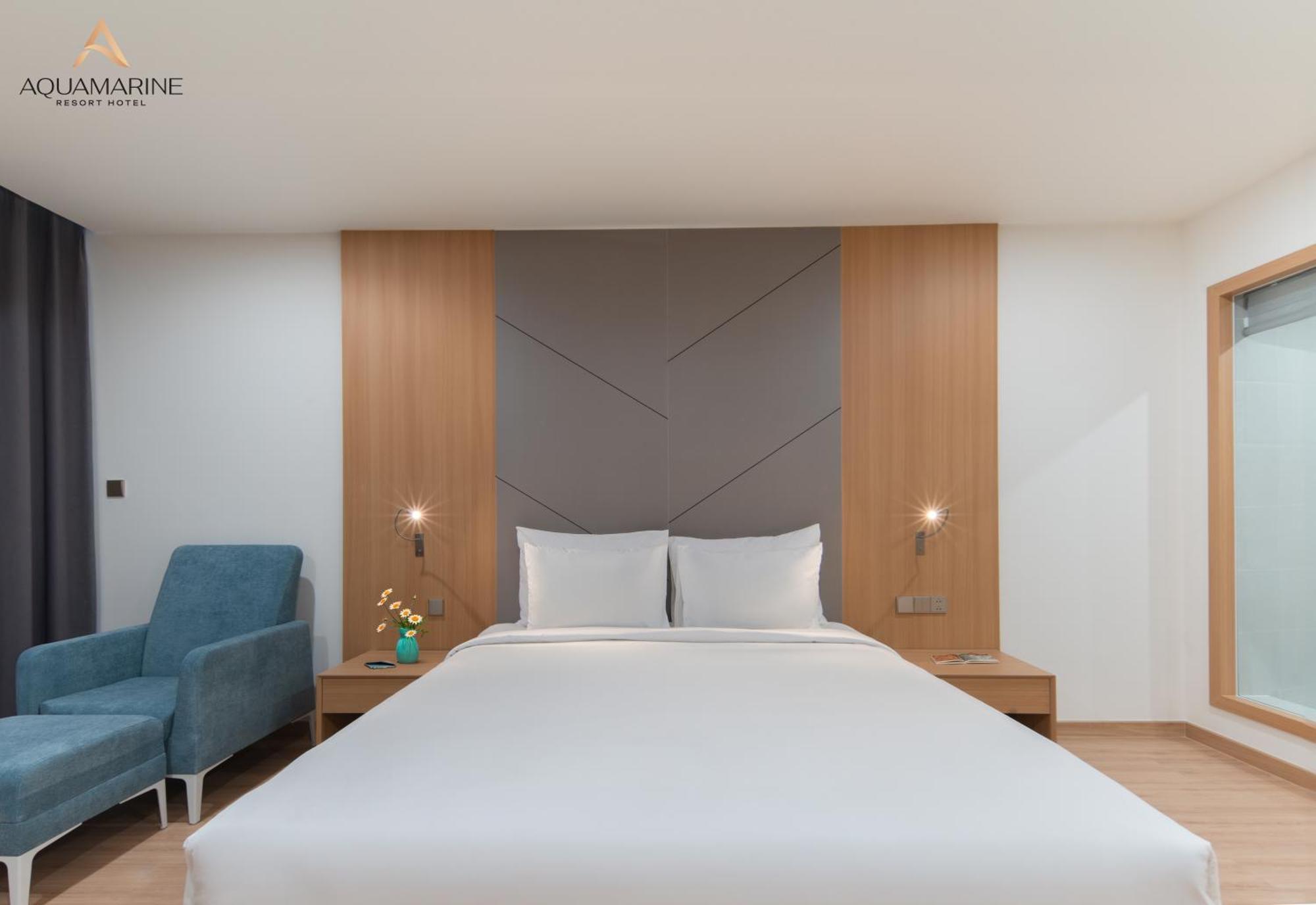 Aquamarine Beachfront Resort & Spa Кам Ран Екстериор снимка