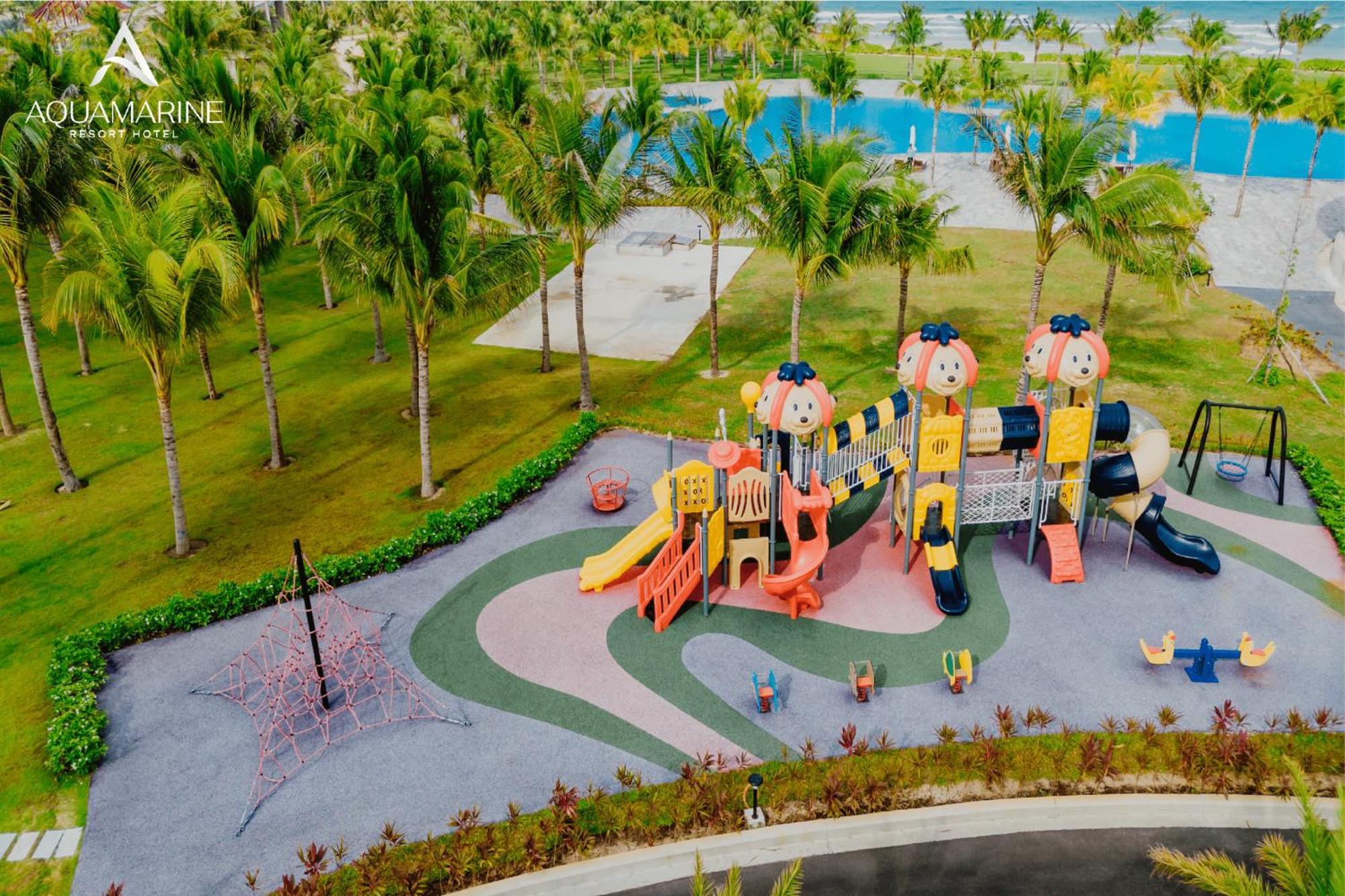 Aquamarine Beachfront Resort & Spa Кам Ран Екстериор снимка