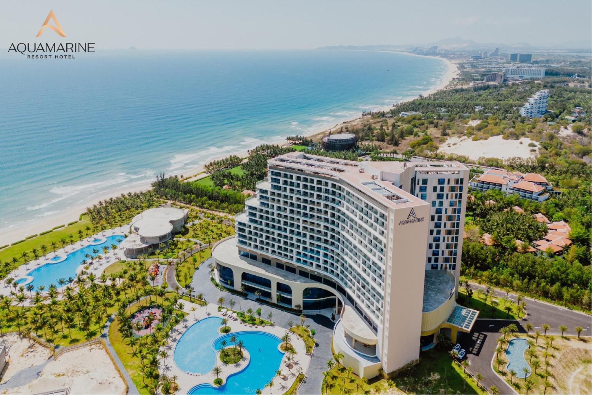 Aquamarine Beachfront Resort & Spa Кам Ран Екстериор снимка