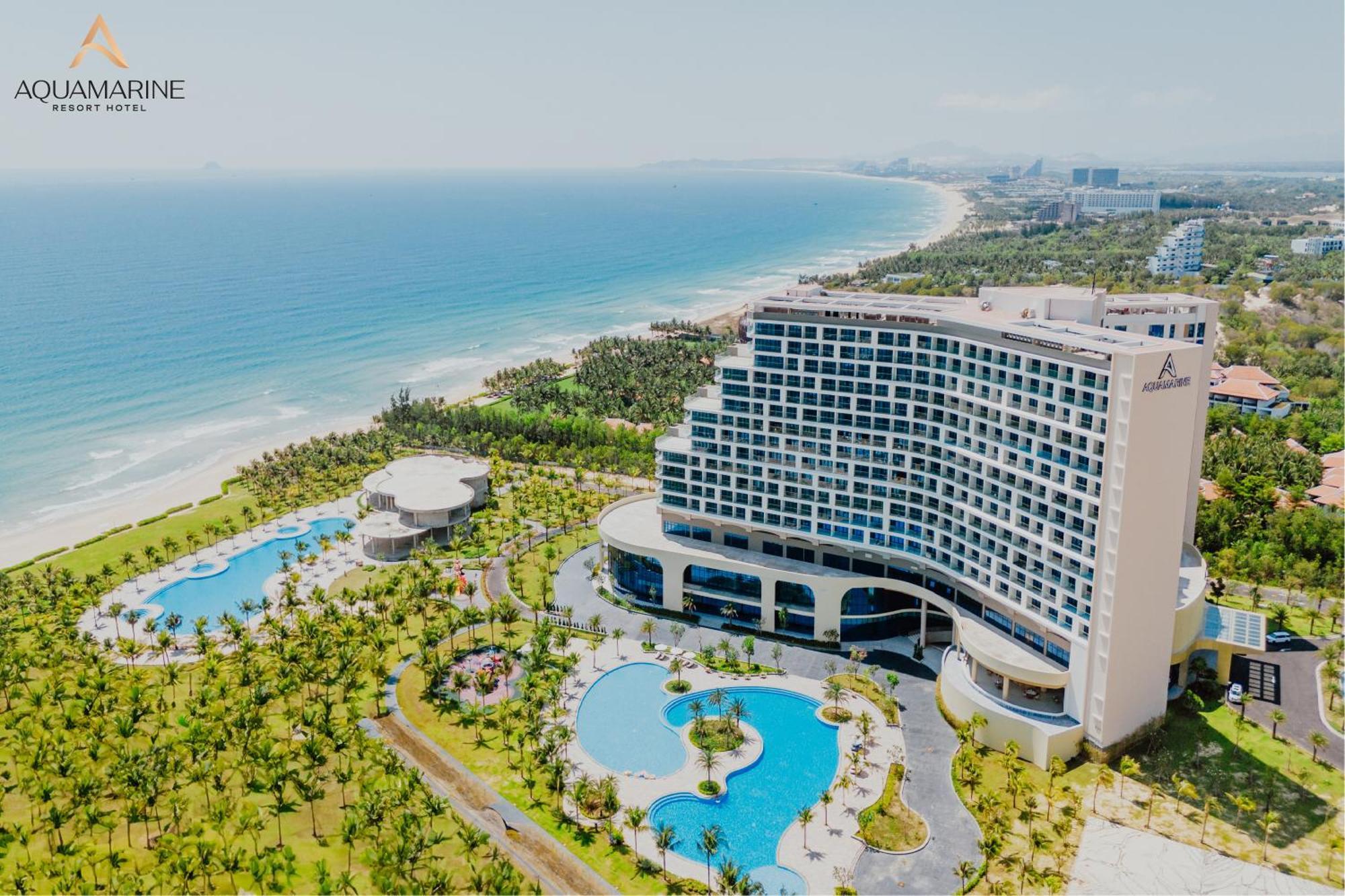 Aquamarine Beachfront Resort & Spa Кам Ран Екстериор снимка