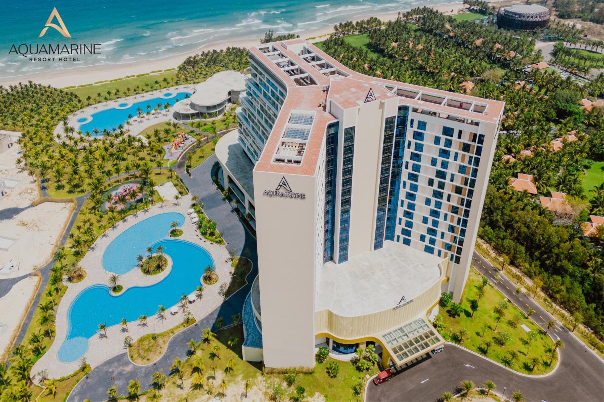 Aquamarine Beachfront Resort & Spa Кам Ран Екстериор снимка